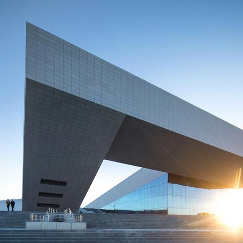 (创造与魔法全攻略大全汇总)探寻创造与魔法魅力的秘密：一场几何年代的奇妙之旅