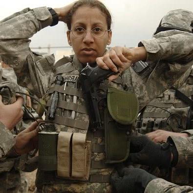 (女兵人 百度网盘)女兵人2第二部电视剧免费观看，精彩继续，战斗从未停歇！